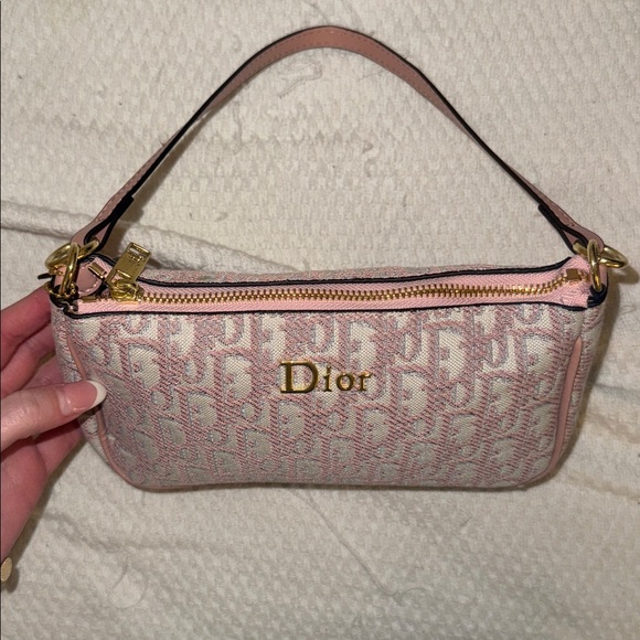 Faux Dior Pink and Cream Shoulder Bag - Picture 2 of 8